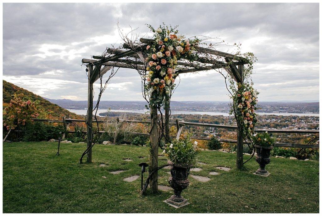 maple_field_floral_hudson_valley_wedding_florist